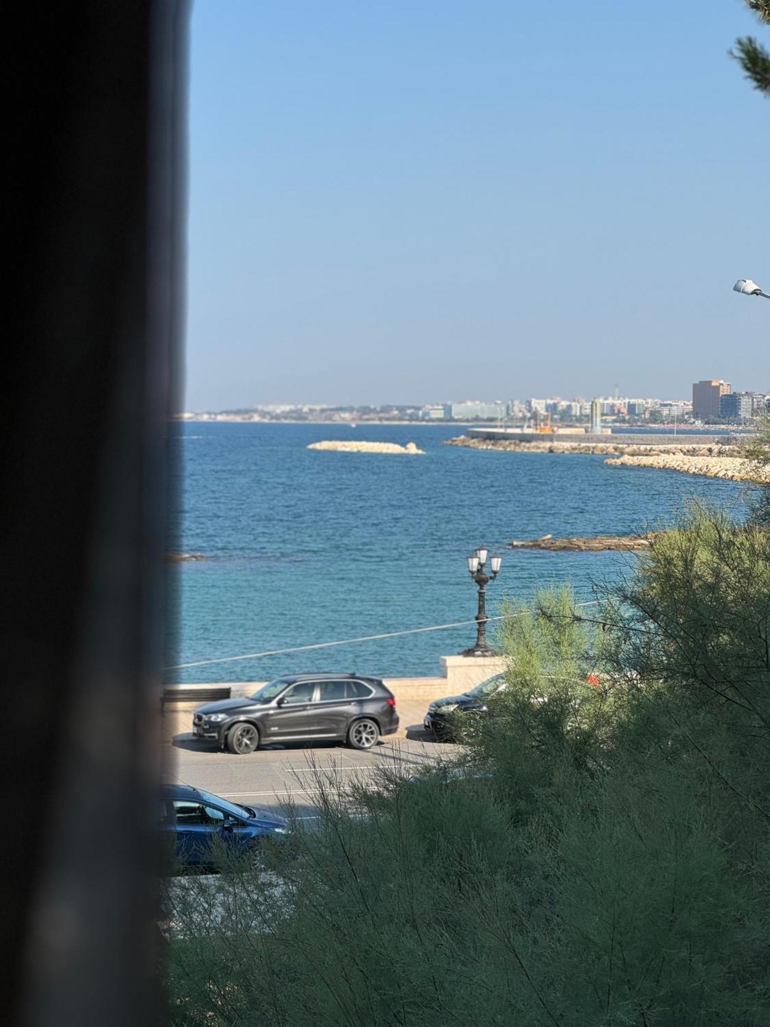 Altemura Suites Bari Bagian luar foto