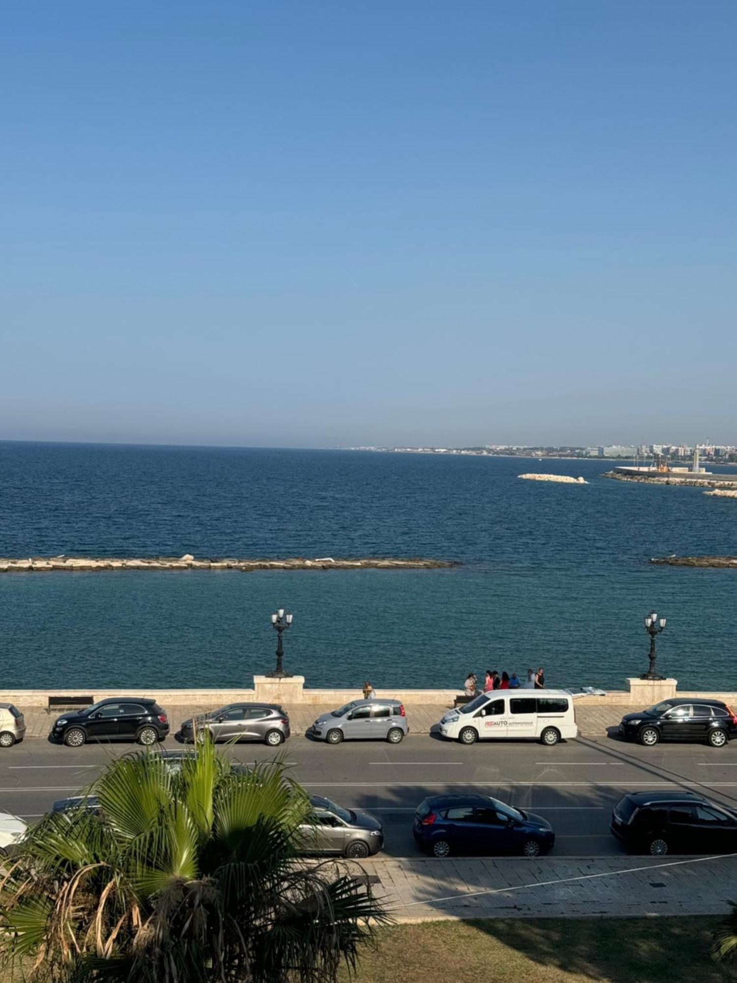 Altemura Suites Bari Bagian luar foto