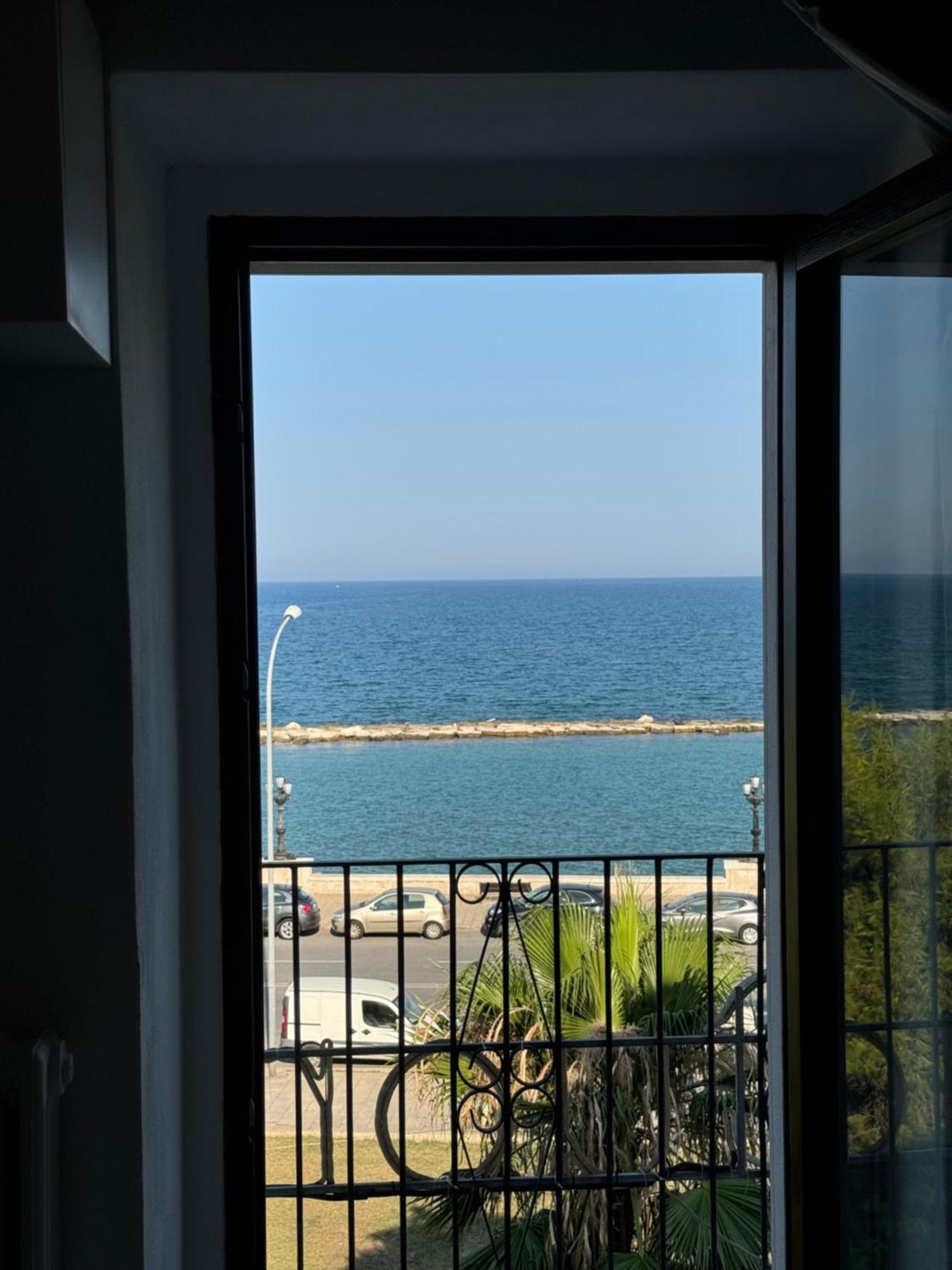 Altemura Suites Bari Bagian luar foto