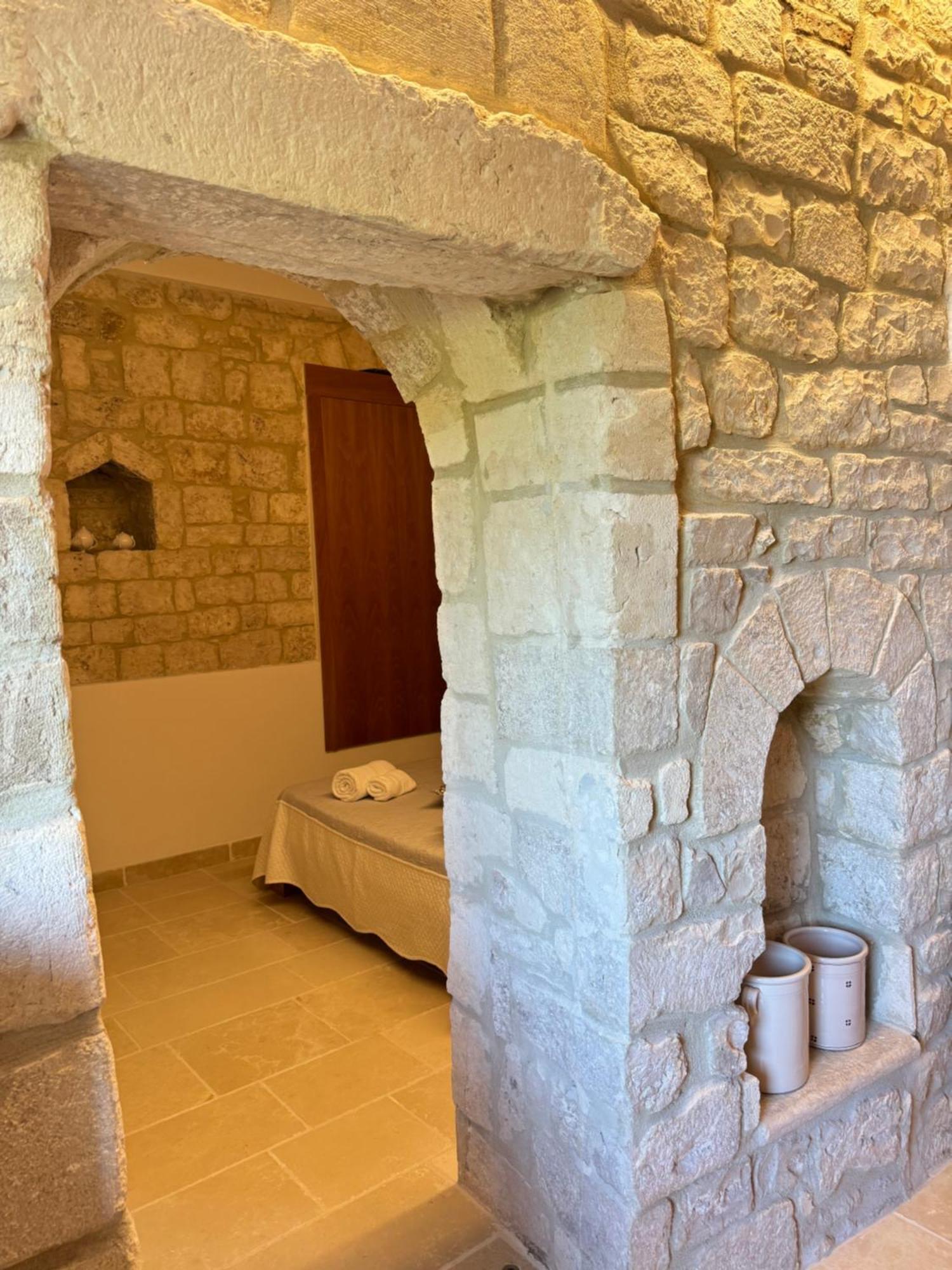 Altemura Suites Bari Bagian luar foto