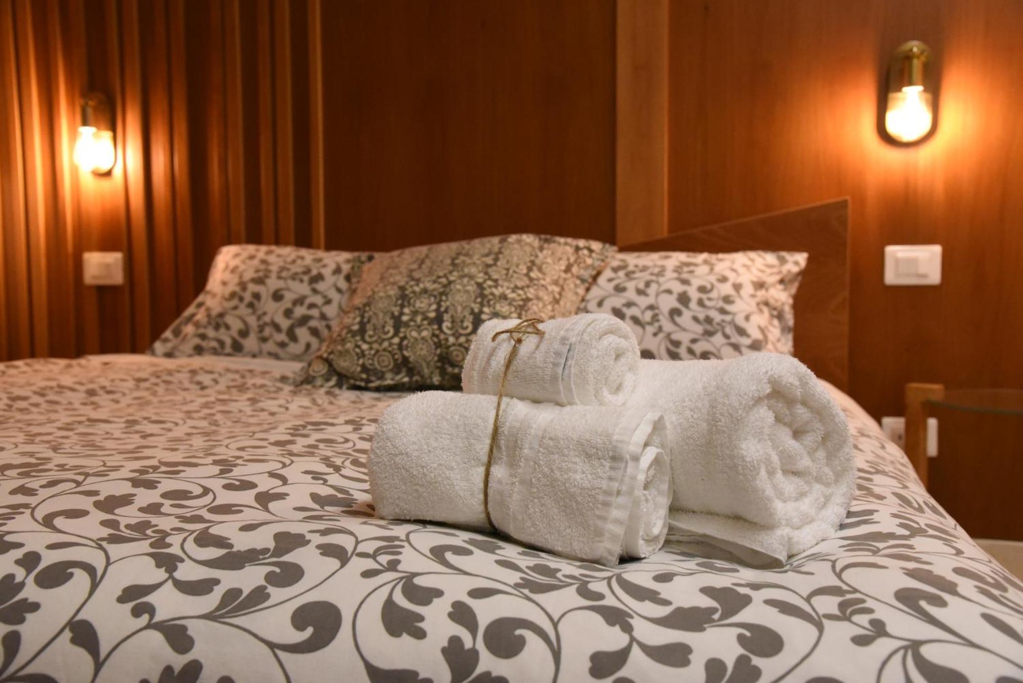 Altemura Suites Bari Bagian luar foto
