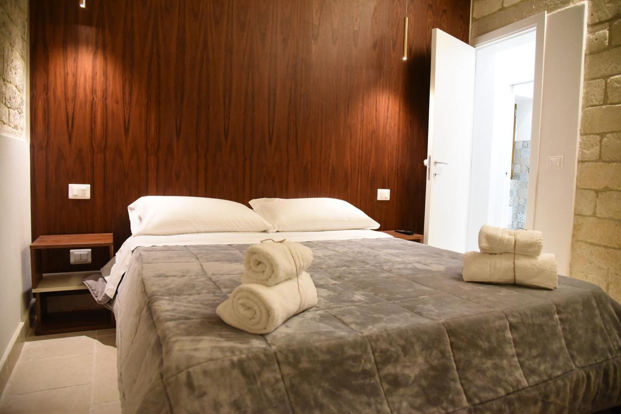 Altemura Suites Bari Bagian luar foto