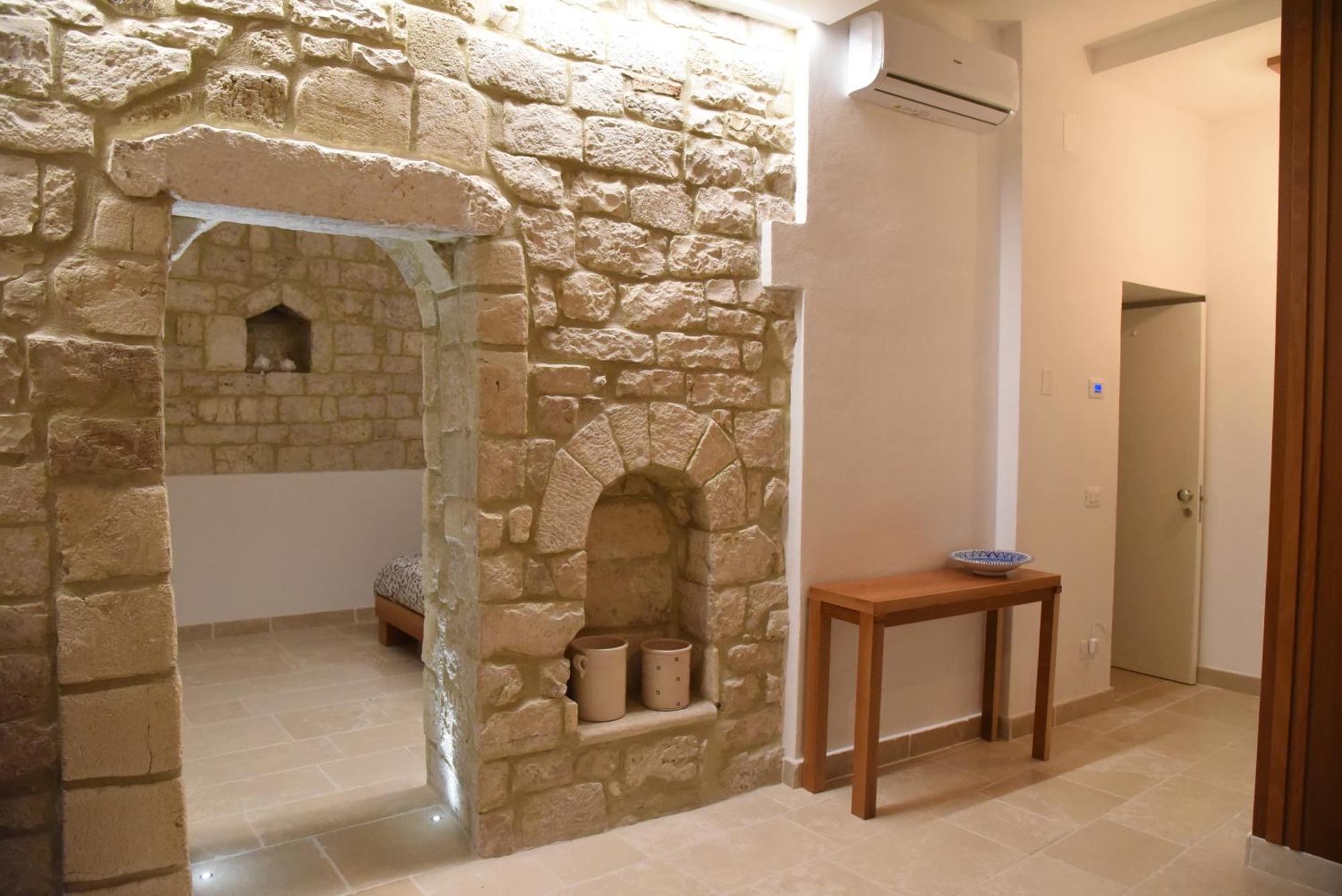 Altemura Suites Bari Bagian luar foto