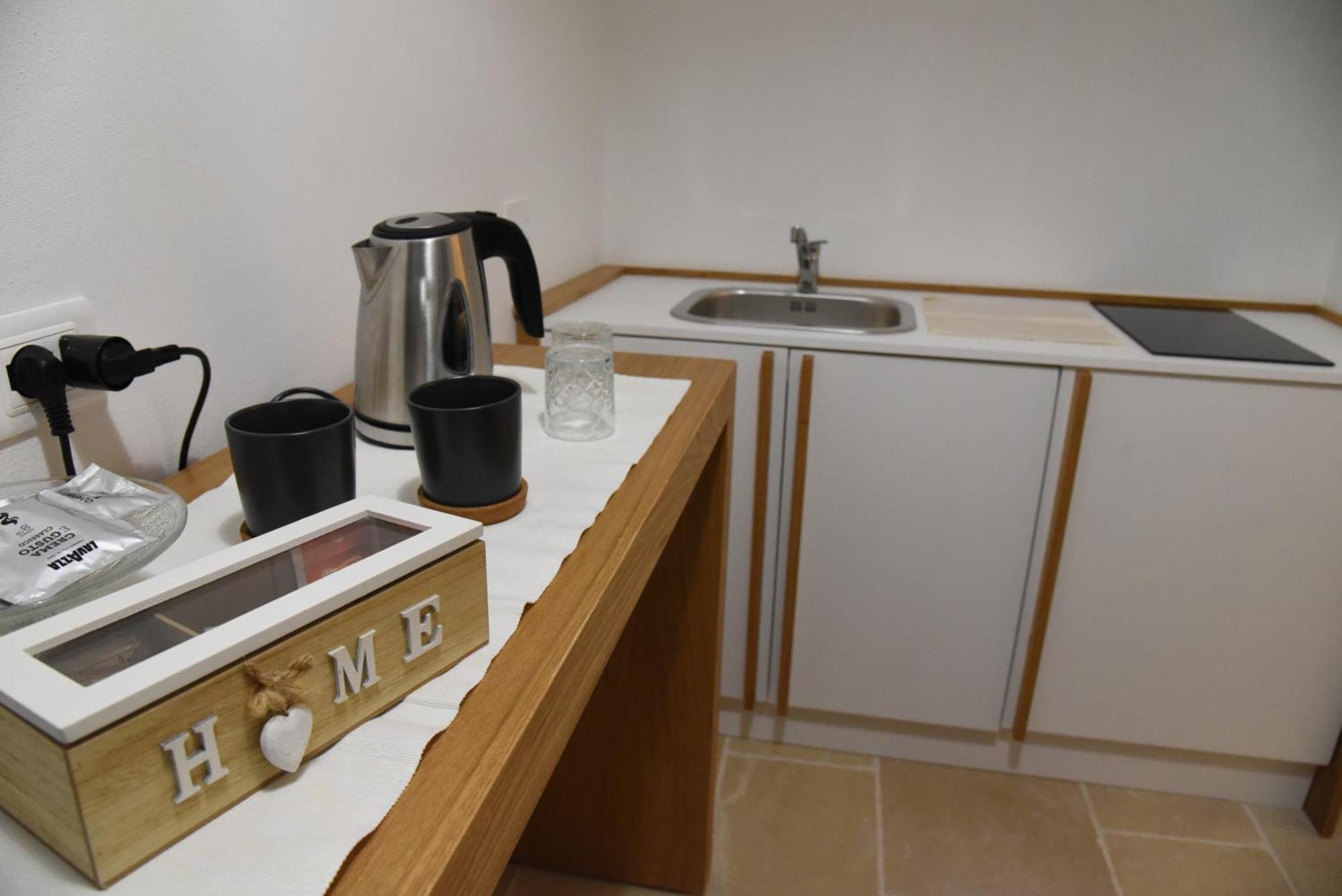 Altemura Suites Bari Bagian luar foto