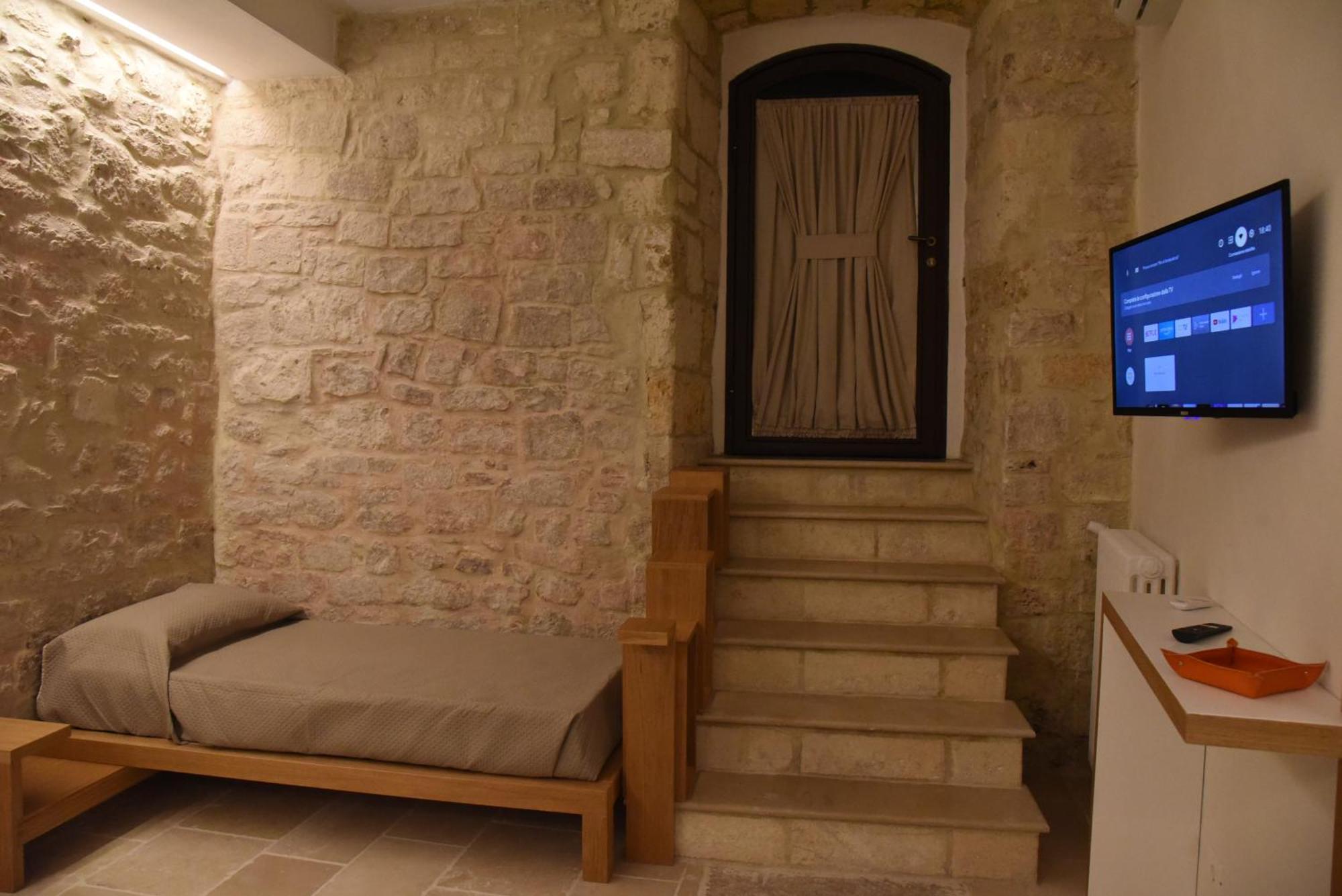 Altemura Suites Bari Bagian luar foto