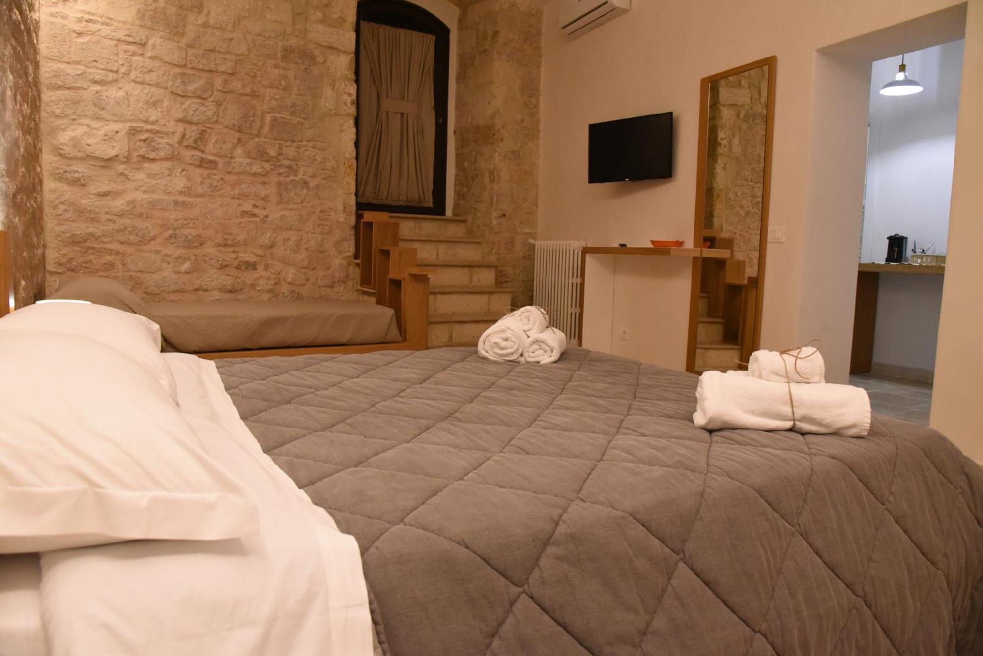 Altemura Suites Bari Bagian luar foto