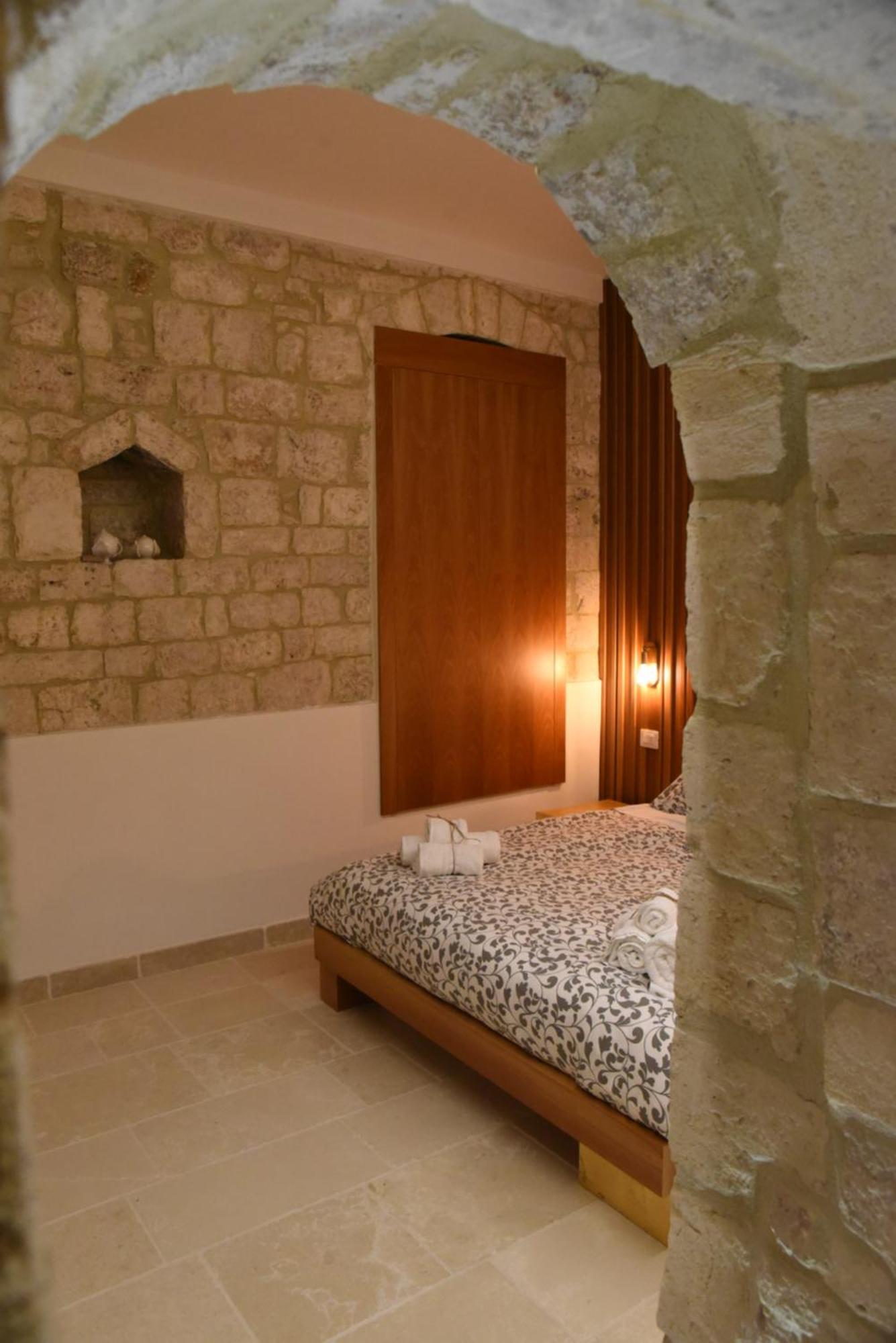 Altemura Suites Bari Bagian luar foto