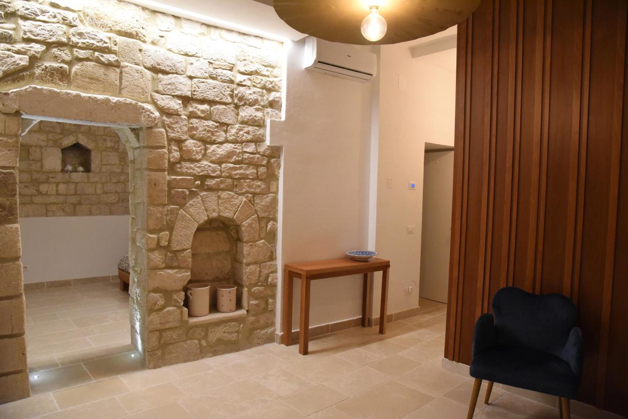 Altemura Suites Bari Bagian luar foto