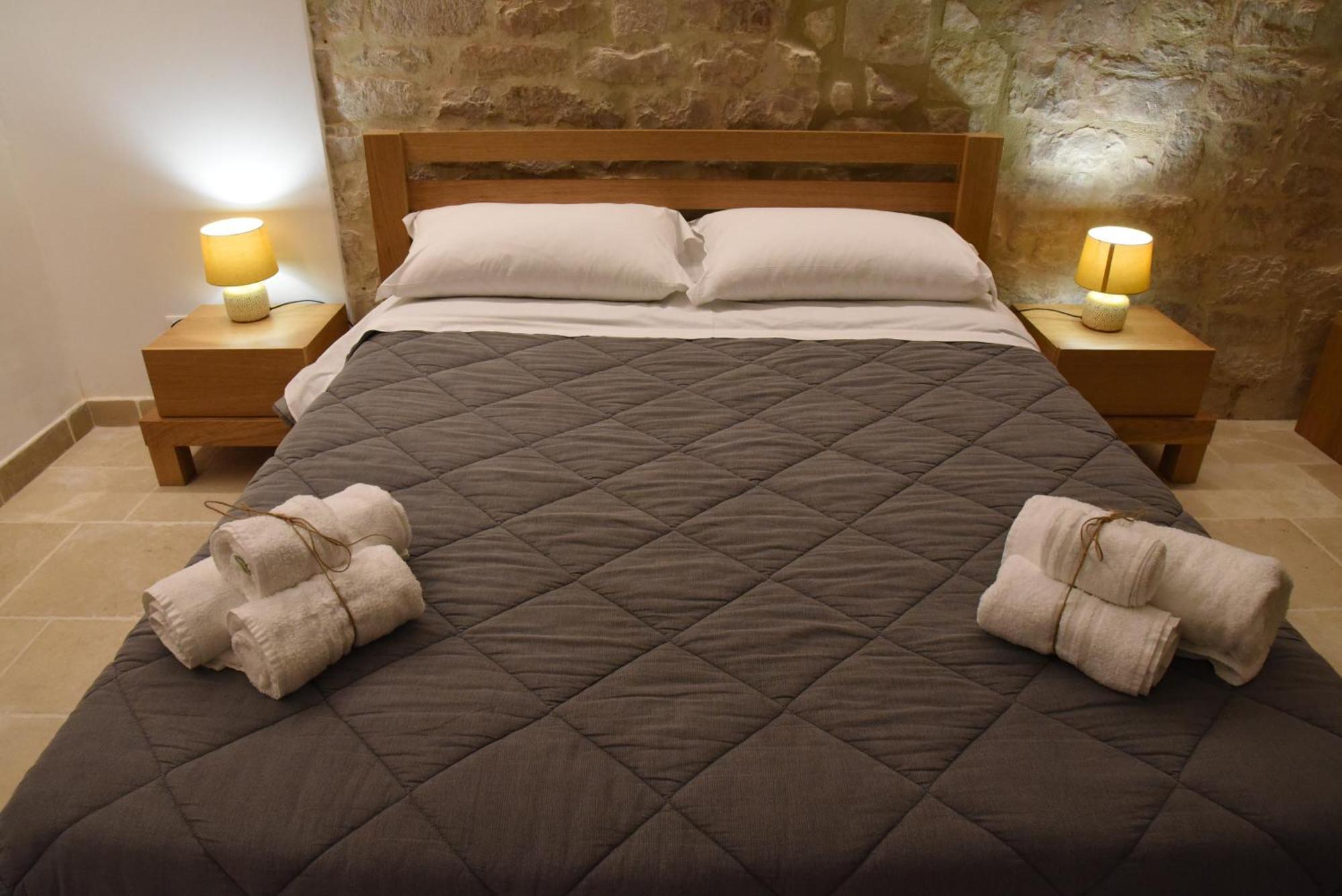 Altemura Suites Bari Bagian luar foto